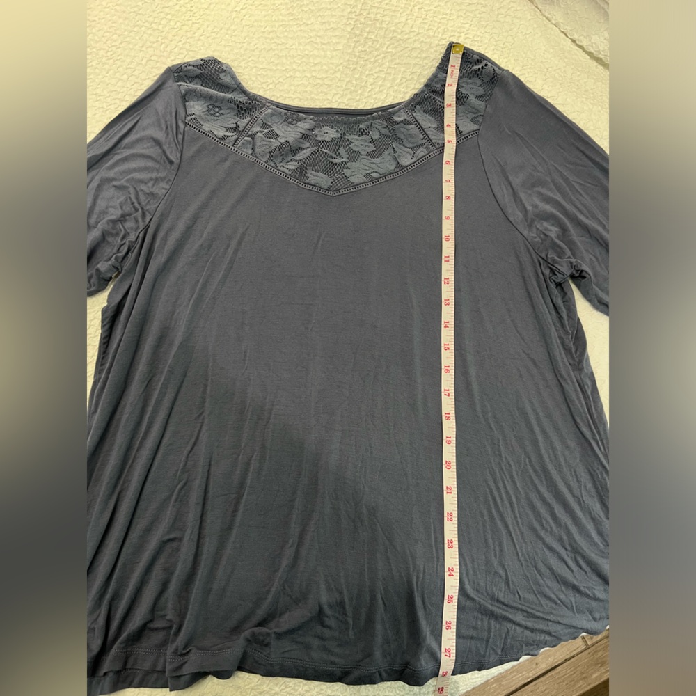 LANE BRYANT women’s Gray Floral Crochet collar Size 14/16 Casual Wear - Picture 7 of 8